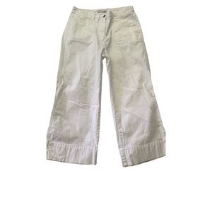 Chicos platinum White Wide Leg capris  Chicos size 1 cotton spandex blend for ea